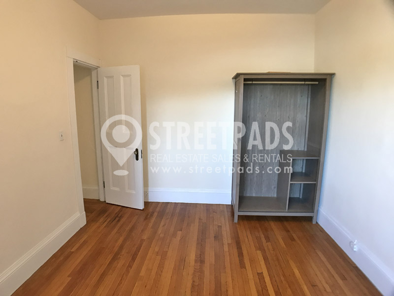 504 Beacon St, Harvard Square