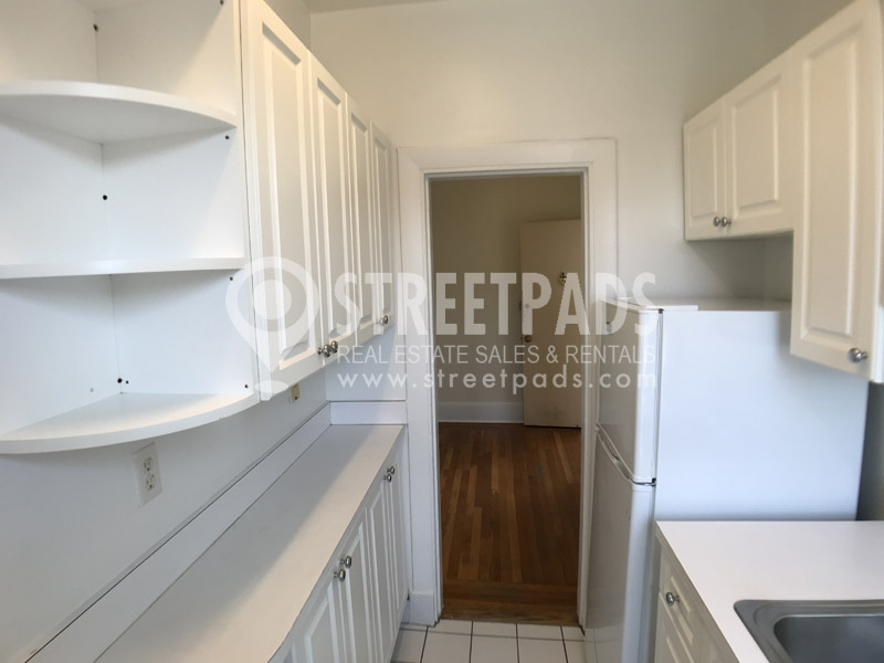 1539 Beacon St, Coolidge Corner