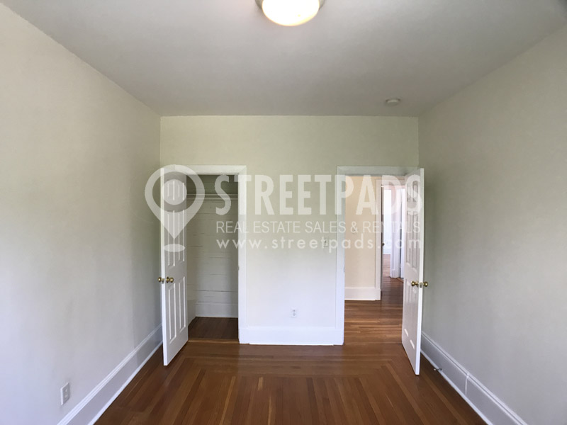 1539 Beacon St, Coolidge Corner