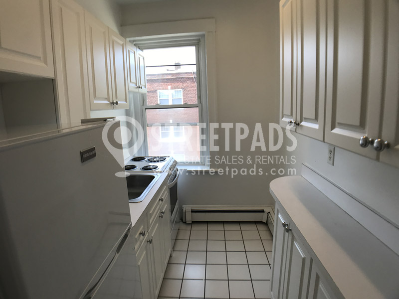 1539 Beacon St, Coolidge Corner