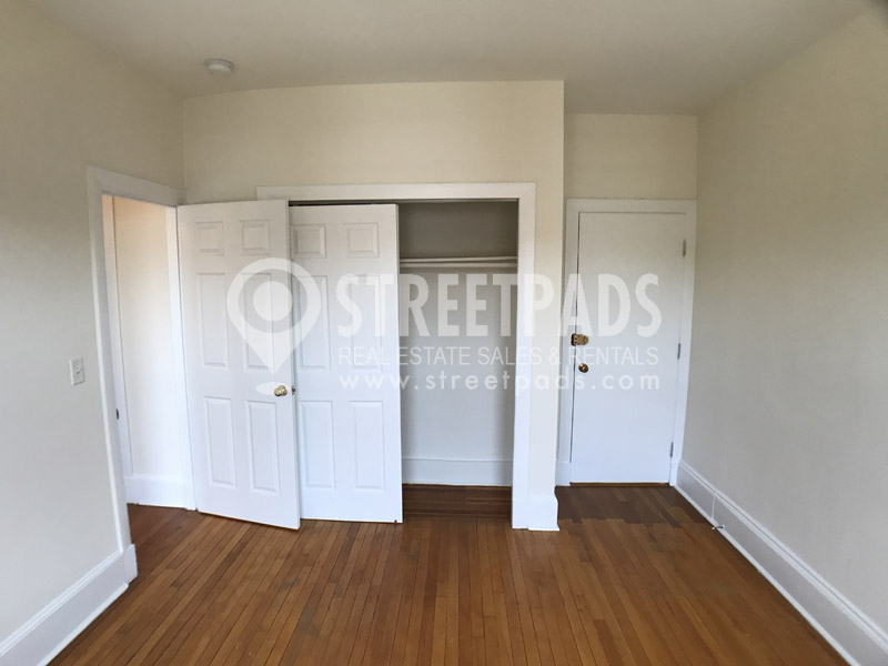 1539 Beacon St, Coolidge Corner