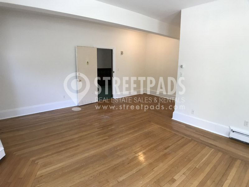 1539 Beacon St, Coolidge Corner