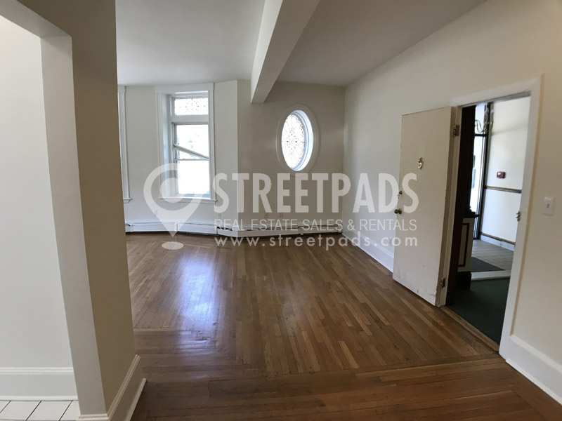 1539 Beacon St, Coolidge Corner