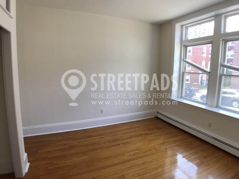 1539 Beacon St, Coolidge Corner