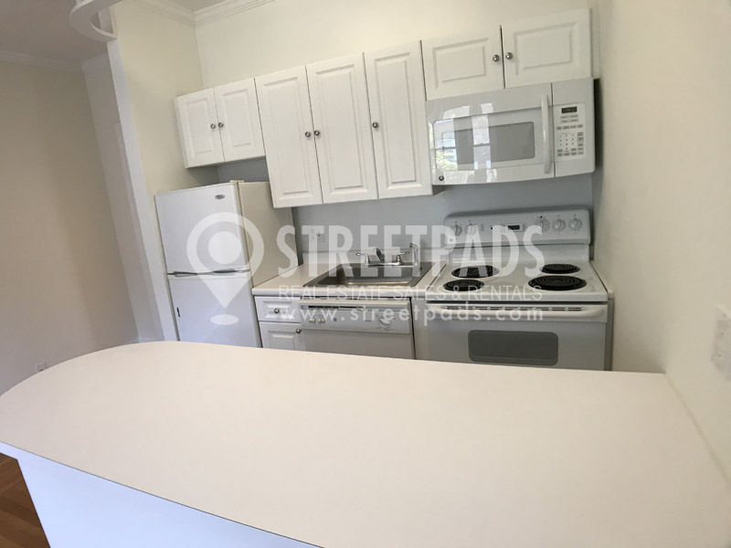 17 Fairbanks St, Coolidge Corner