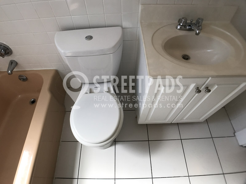 17 Fairbanks St, Coolidge Corner