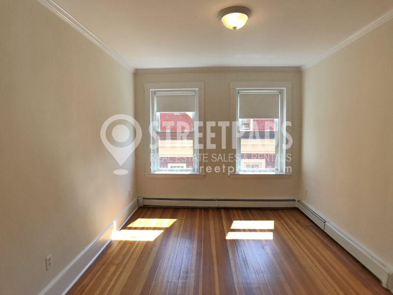 17 Fairbanks St, Coolidge Corner