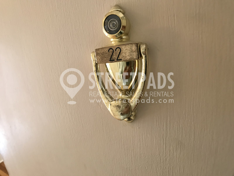 17 Fairbanks St, Coolidge Corner