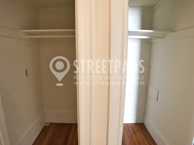 17 Fairbanks St, Coolidge Corner