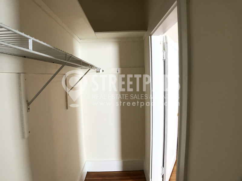 17 Fairbanks St, Coolidge Corner