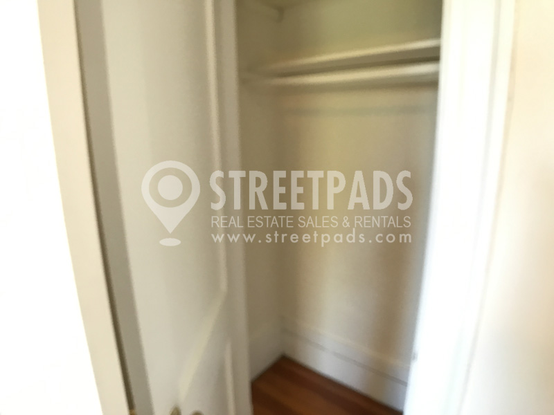 17 Fairbanks St, Coolidge Corner