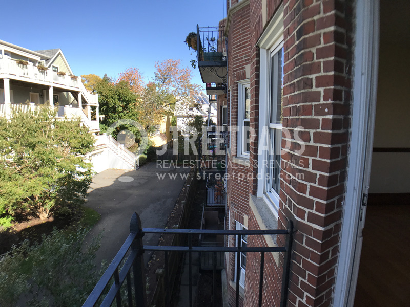 Photos of apartment on Summer,Somerville MA 02143