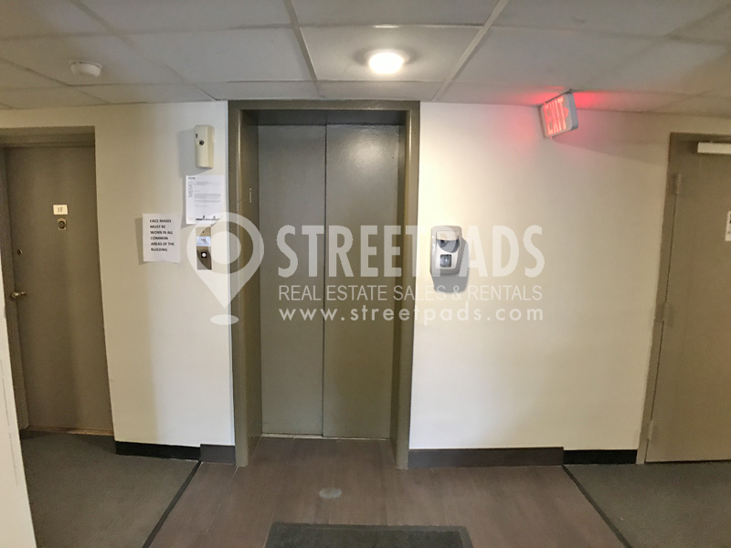 222 Babcock St, Coolidge Corner