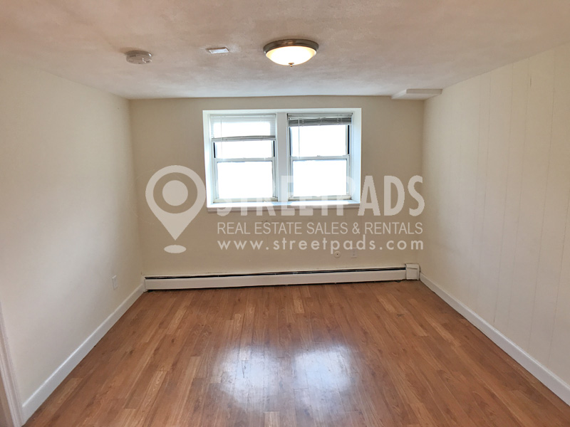 168 North Beacon St, Brighton