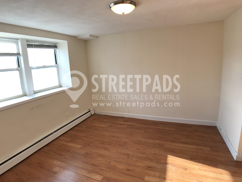 168 North Beacon St, Brighton