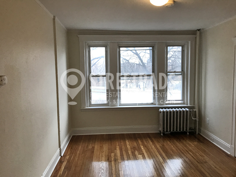 Photos of apartment on New Love In A Fallen City,Boston MA 