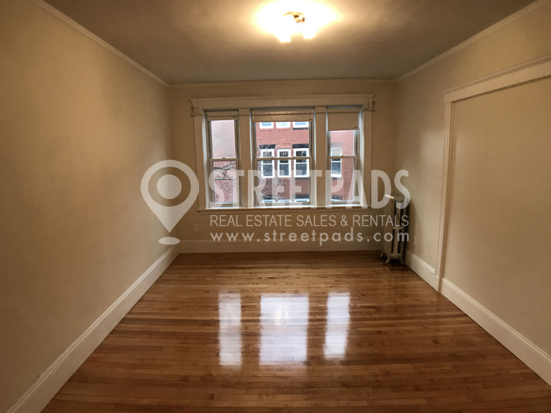 Photos of apartment on Centre St.,Cambridge MA 02139