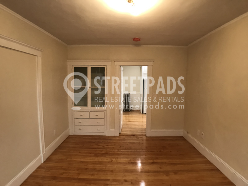 Photos of apartment on Centre St.,Cambridge MA 02139