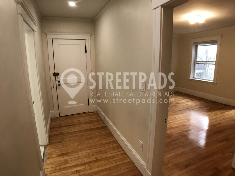 Photos of apartment on Centre St.,Cambridge MA 02139