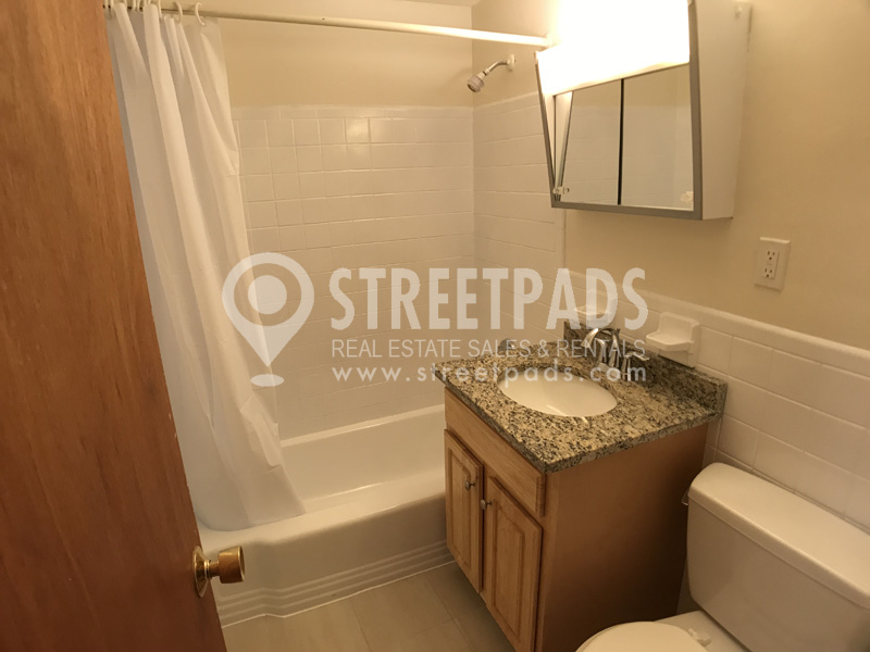 222 Babcock St, Coolidge Corner