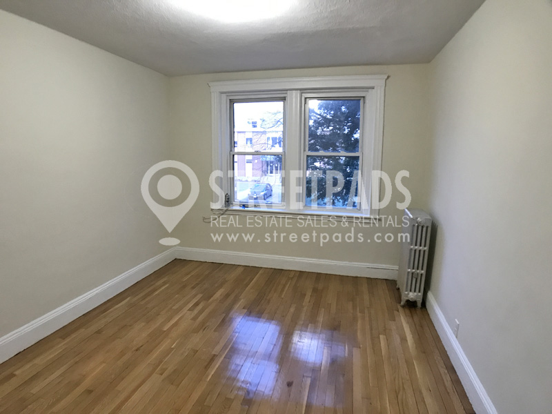 Photos of apartment on Washington St.,Boston MA 02135