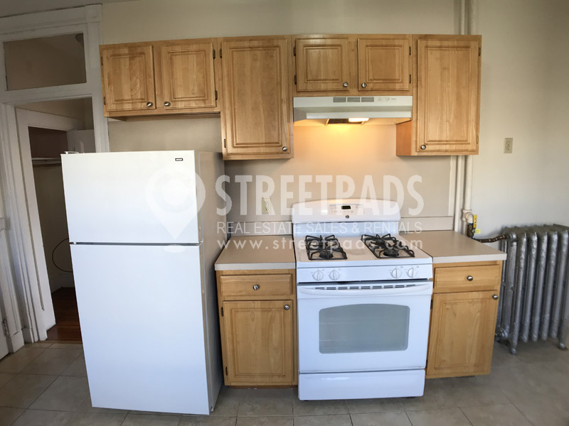 1 bed, 1 bath apartment for rent at 25 Brighton Ave Unit 4, Allston — photo 3 of 27