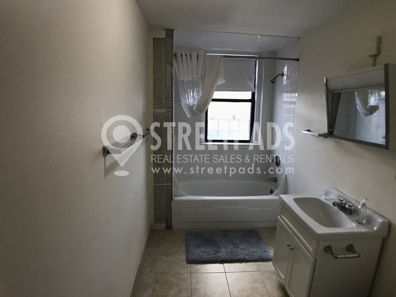 1 bed, 1 bath apartment for rent at 25 Brighton Ave Unit 4, Allston — photo 14 of 27