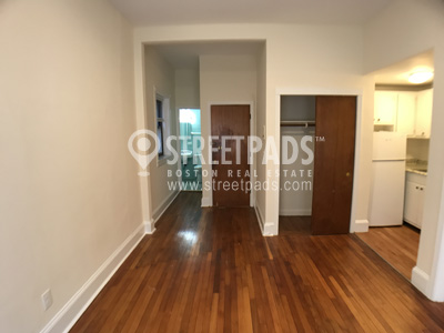 1315 Commonwealth Ave, Jamaica Plain