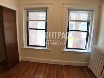 1315 Commonwealth Ave, Jamaica Plain