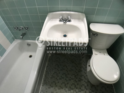 1315 Commonwealth Ave, Jamaica Plain