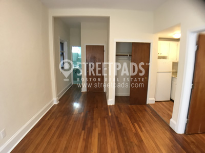 1315 Commonwealth Ave, Jamaica Plain