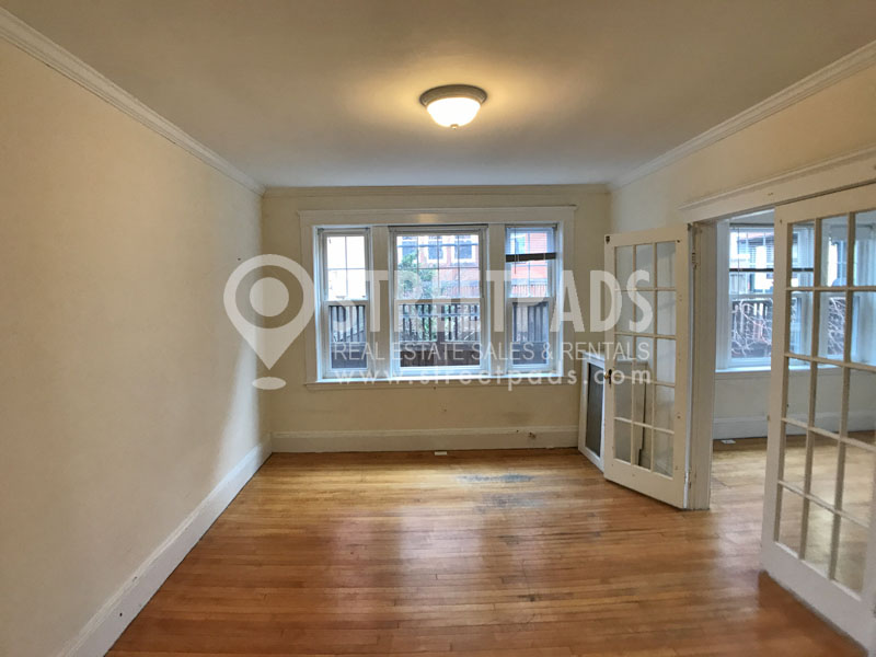 Photos of apartment on Centre St.,Cambridge MA 02139