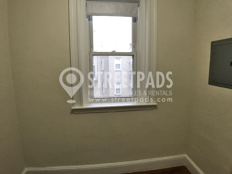 1175 Boylston St, Fenway