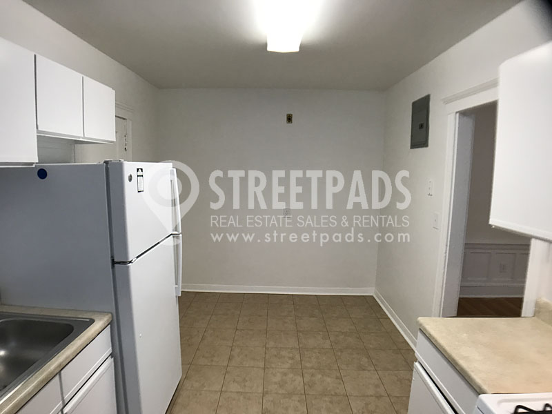 111 Kilsyth Rd, Brighton