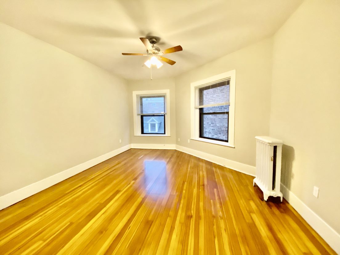 9 Sewall Ave, Coolidge Corner