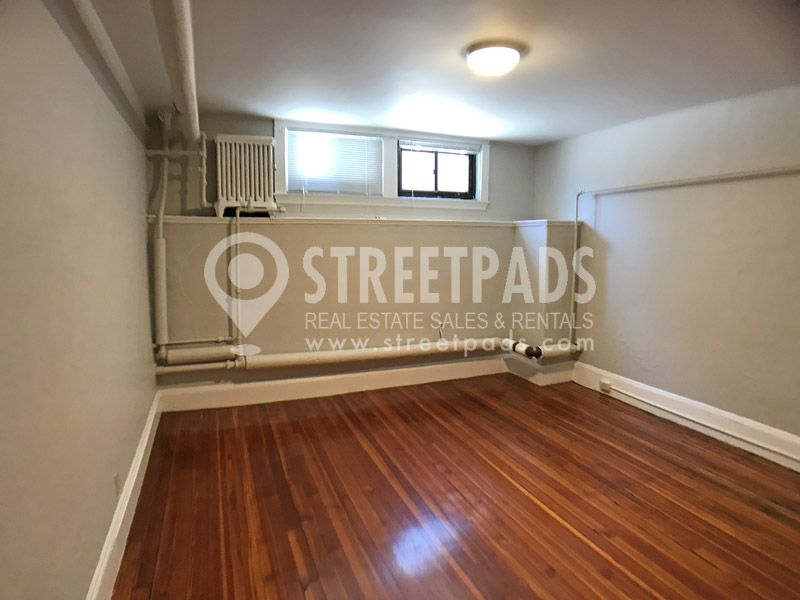 9 Sewall Ave, Coolidge Corner