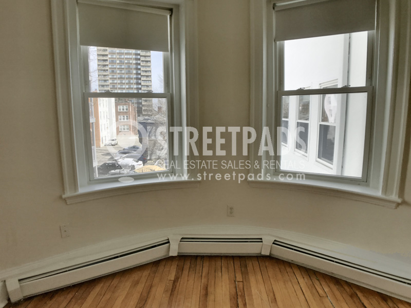 19 Fairbanks St, Griggs Park