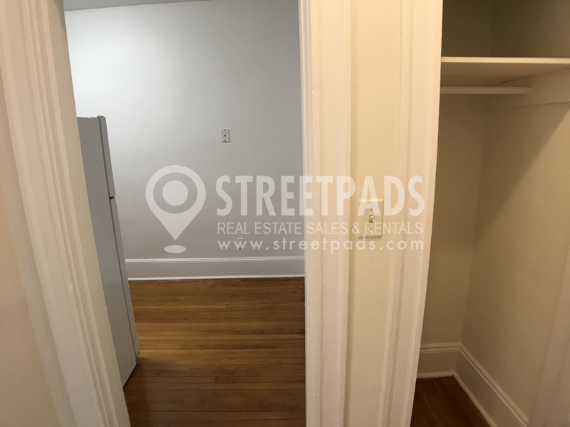 19 Fairbanks St, Griggs Park