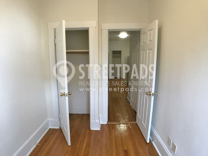 19 Fairbanks St, Griggs Park