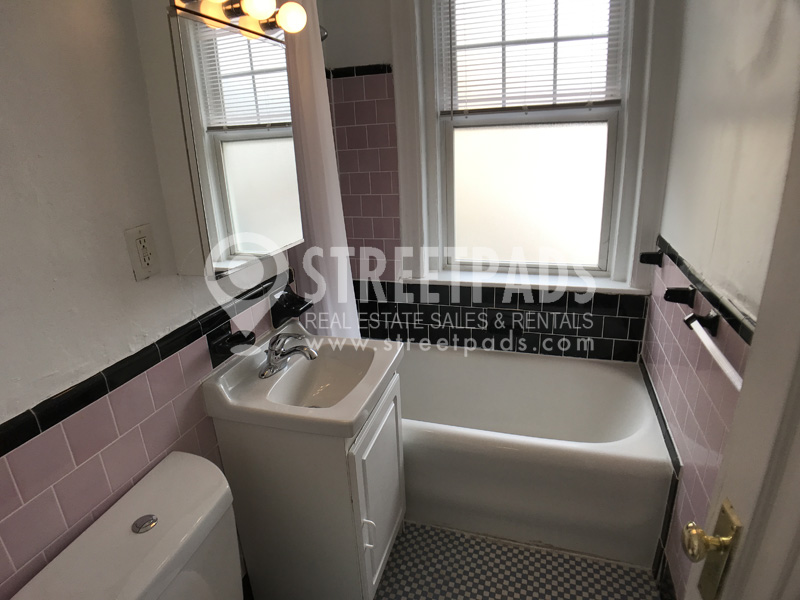 100 Kilsyth Rd, Brighton