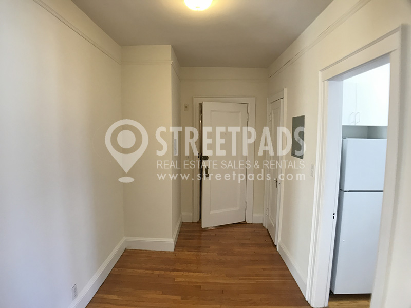 100 Kilsyth Rd, Brighton