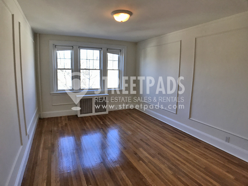 100 Kilsyth Rd, Brighton