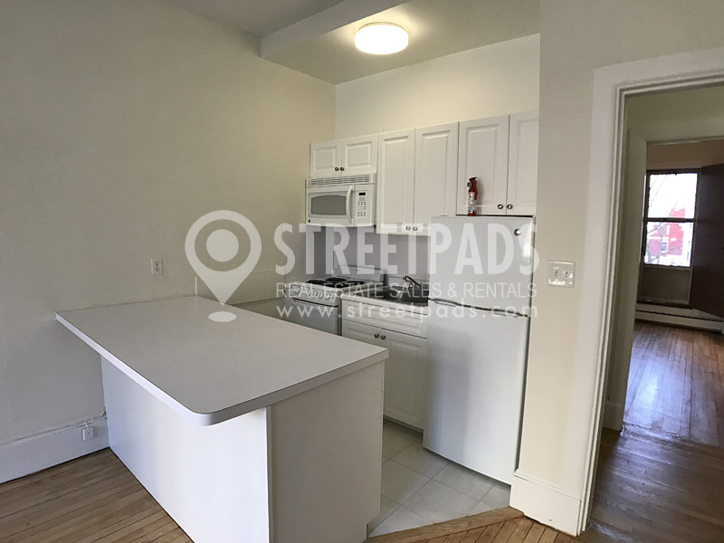 1539 Beacon St, Coolidge Corner