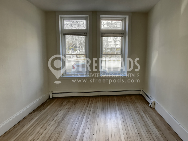 1539 Beacon St, Coolidge Corner