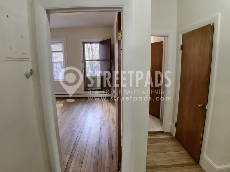 1539 Beacon St, Coolidge Corner