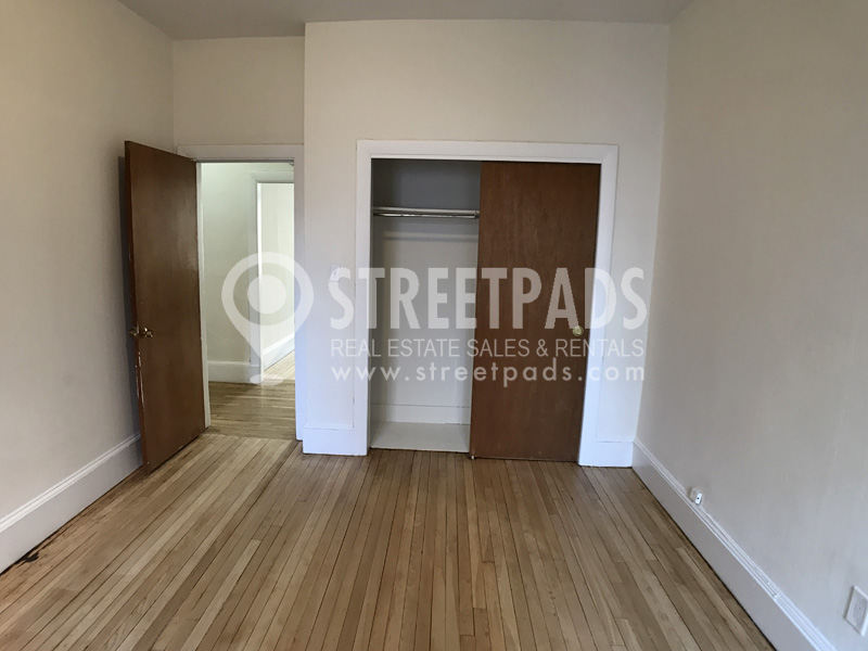 1539 Beacon St, Coolidge Corner