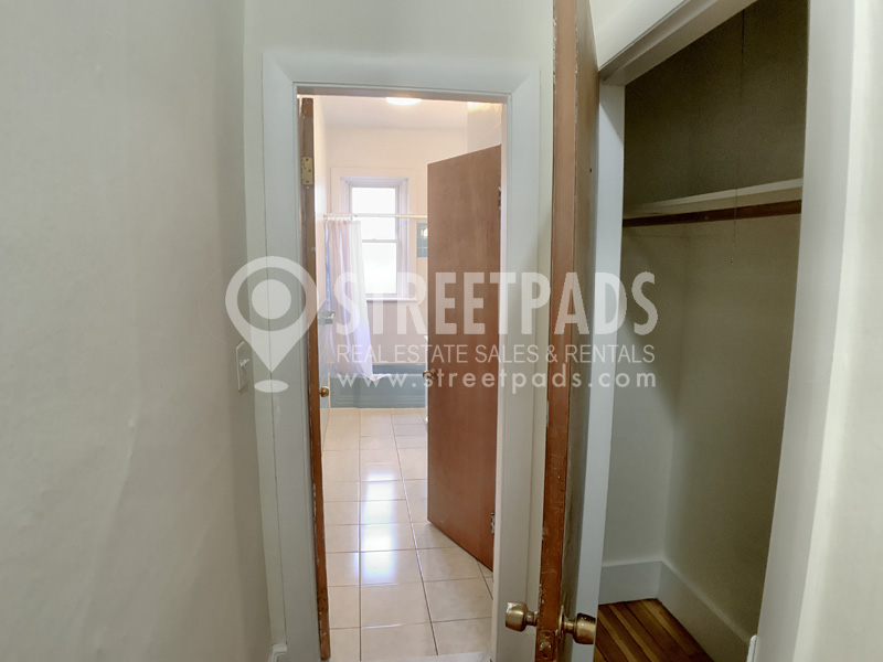 1539 Beacon St, Coolidge Corner