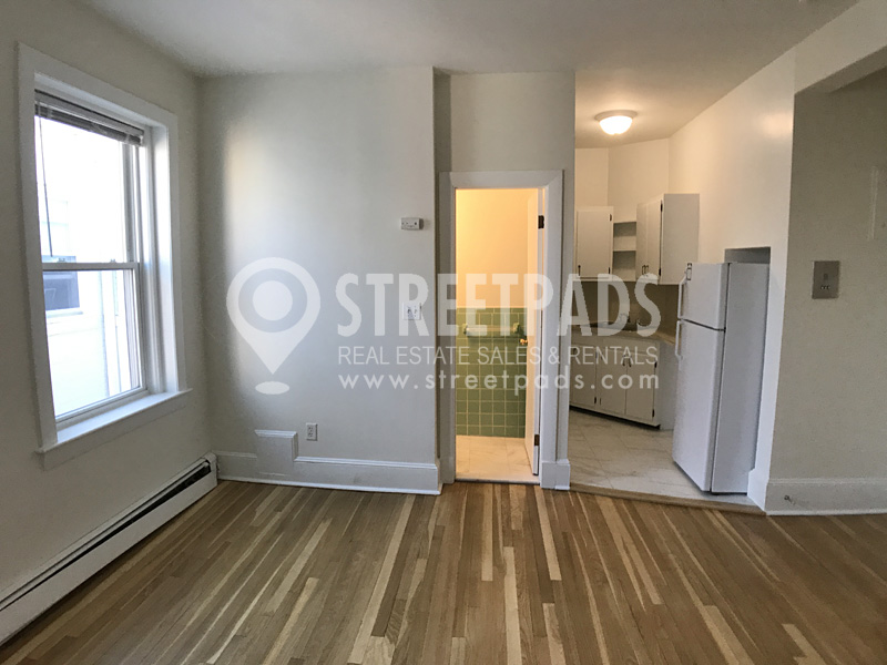 1539 Beacon St, Griggs Park