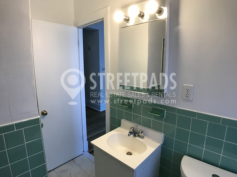 1539 Beacon St, Griggs Park