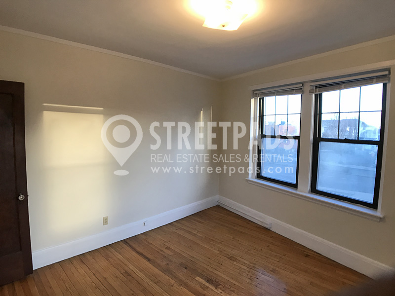Photos of apartment on Pleasant St.,Malden MA 02148